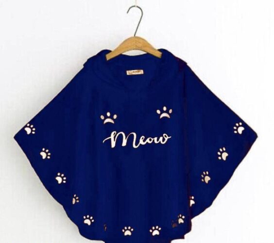 Round Style Meow Printed Hooded Poncho - Image 3